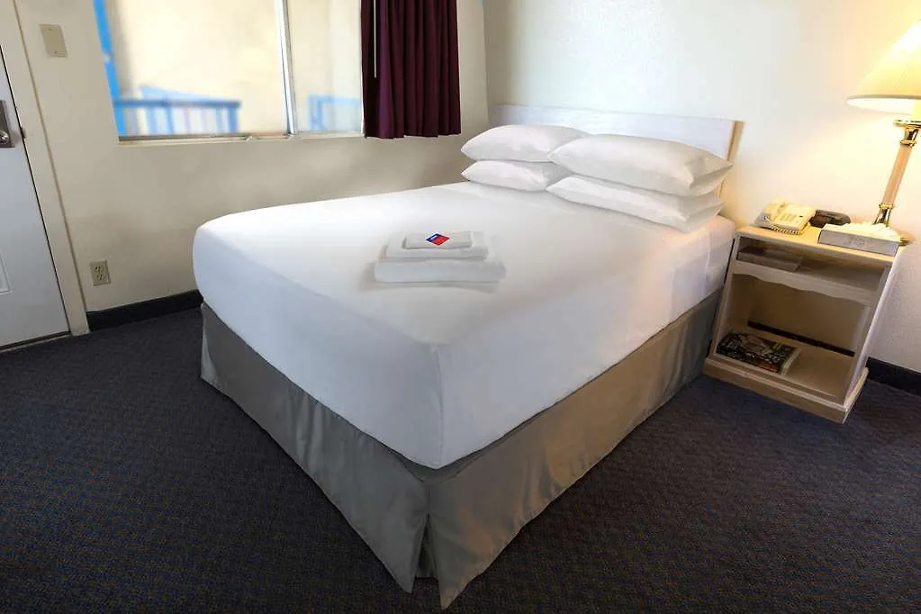 Americas Best Value Inn Columbus Hotel